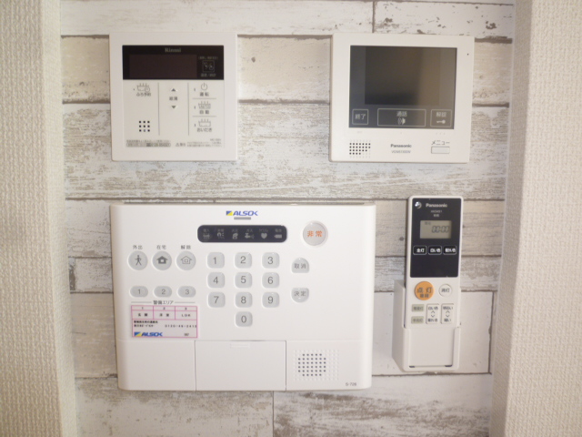 セキュリティ　アルソック＆モニタードアホンでセキュリティバッチリです