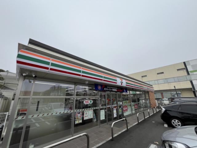 コンビニ　セブンイレブン高松レインボーロード店（コンビニ）まで212m
