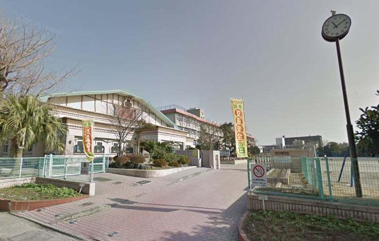 小学校　鹿児島市立谷山小学校（小学校）まで928m