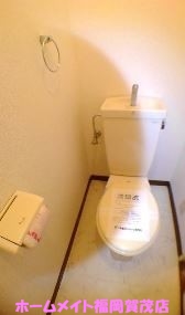 地下鉄七隈線 賀茂駅 徒歩12分 2階建 築34年のトイレ写真