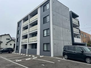 N-satage SHIOMIの建物外観