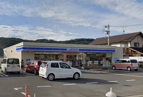 コンビニ　ローソン倉敷吉岡店（コンビニ）まで742m