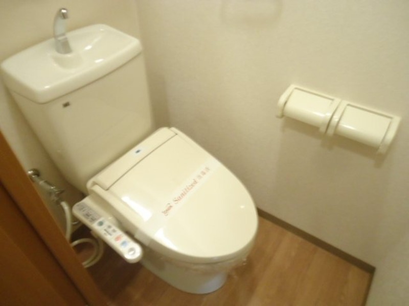 【フロントヒルズのトイレ】