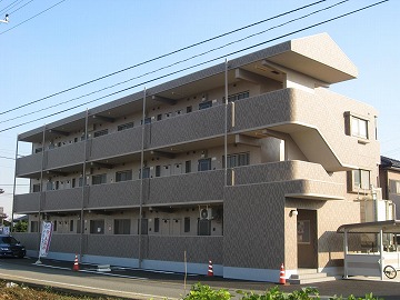 栃木市大平町富田のマンションの建物外観