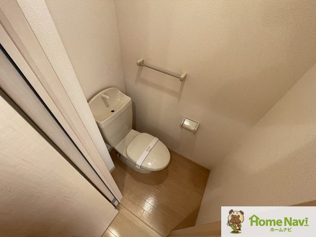 トイレ　YouTube検索、「コンフォート紘」で、案内動画が見れます