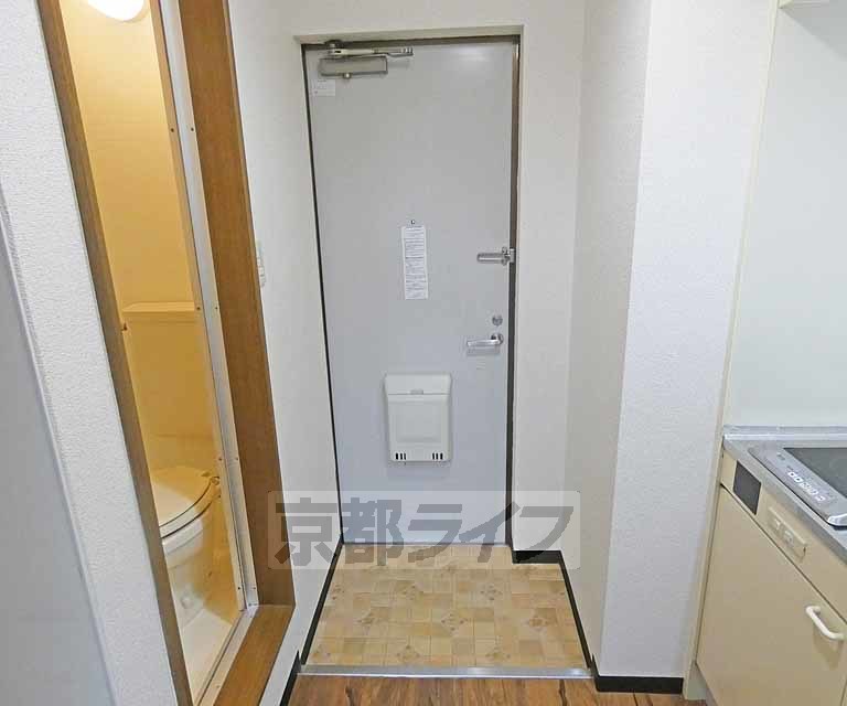 玄関　玄関です。