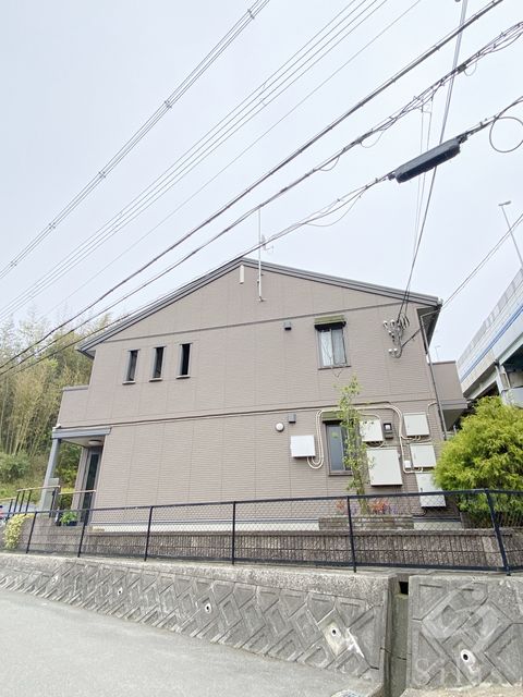 神戸市北区山田町下谷上のアパートの建物外観