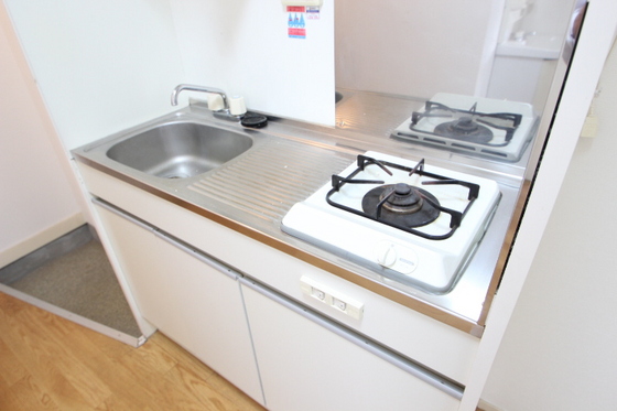 キッチン　※別部屋の写真です