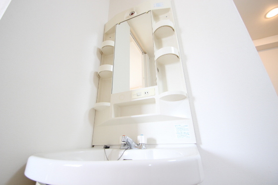 洗面設備　※別部屋の写真です