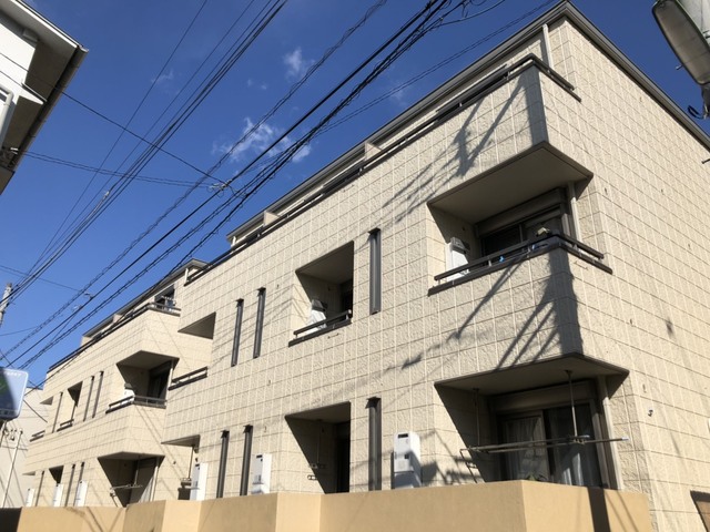 【品川区西五反田のマンションの建物外観】