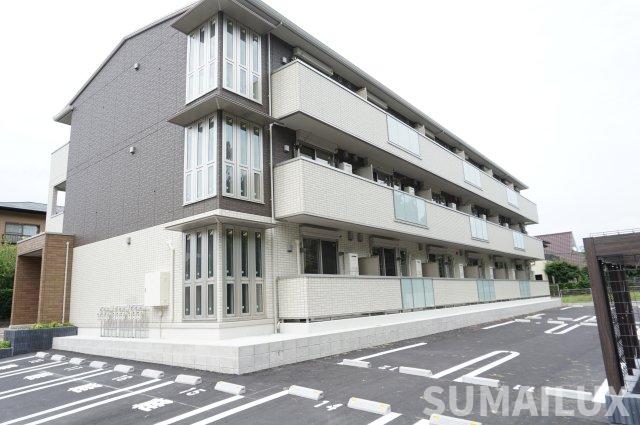 【菊池郡菊陽町大字津久礼のアパートの建物外観】