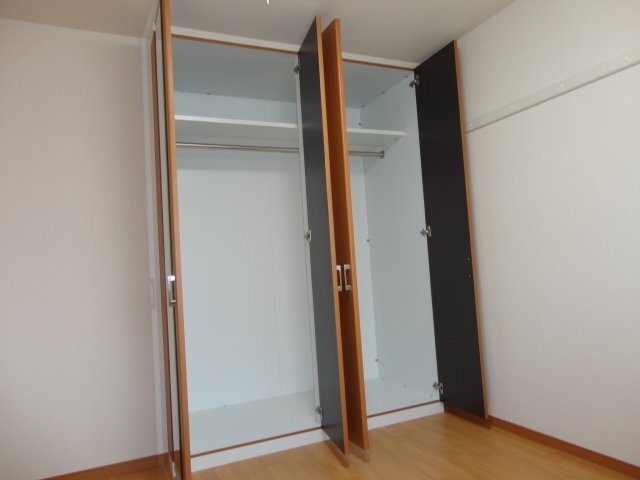 収納　クローゼット