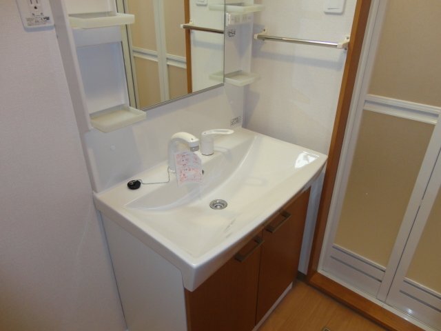 洗面設備　洗髪洗面化粧台