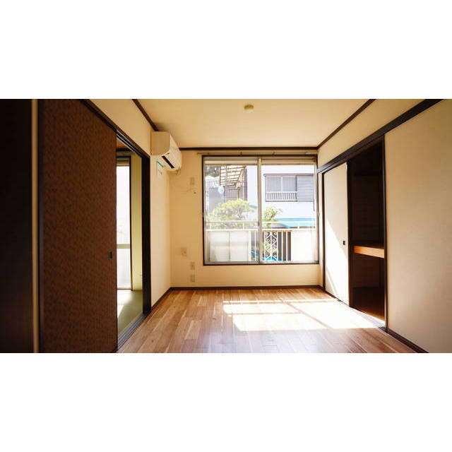 居室・リビング　採光も良好です