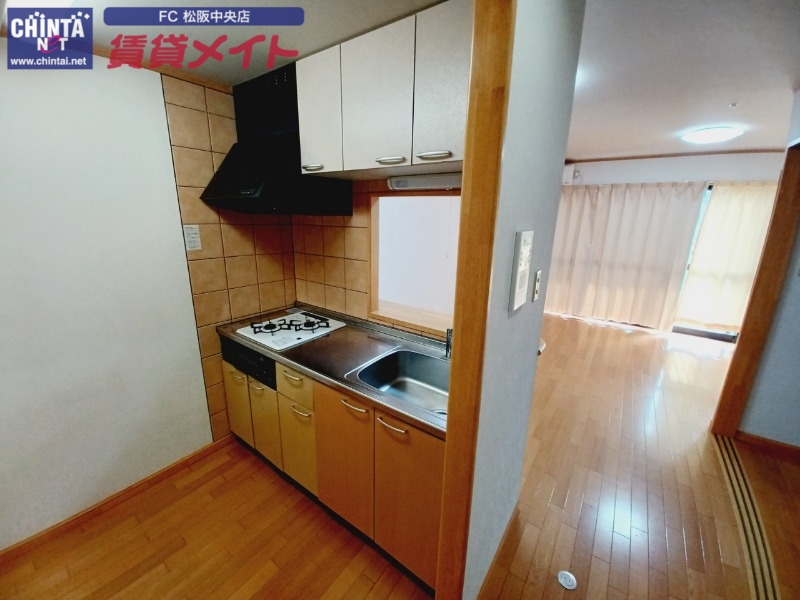 キッチン　同型別室のお写真です。