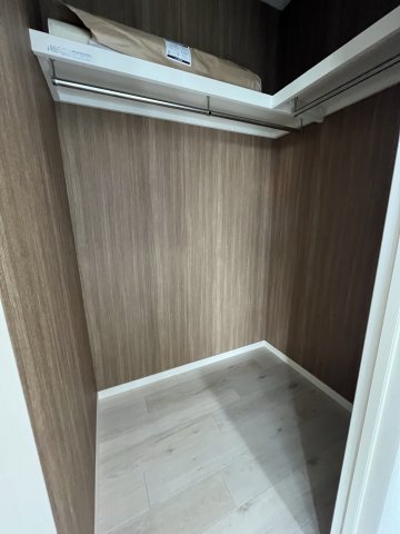 収納　ウォークインクローゼット。