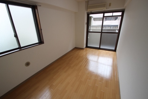 居室・リビング　※別部屋の写真です