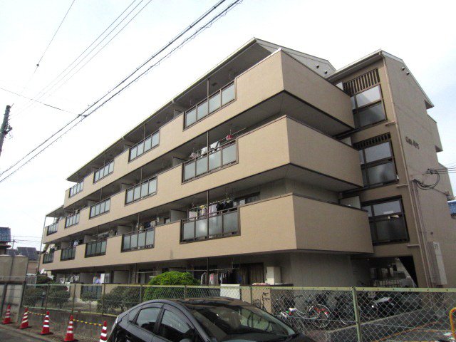 岸和田市戎町のマンションの建物外観