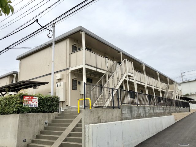 東松山市沢口町のアパートの建物外観