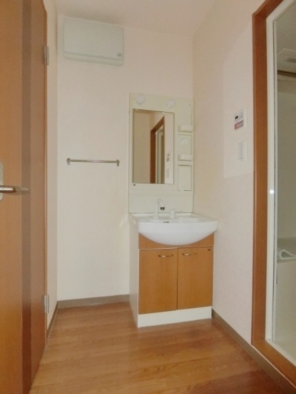 洗面設備　図面と現状に相違がある場合には現状を優先