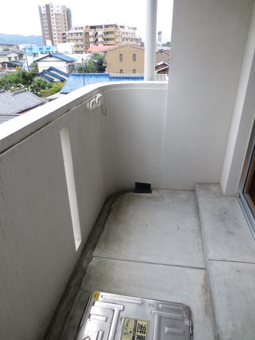 バルコニー　※別のお部屋の写真になります。