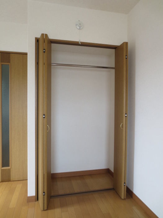 収納　※別のお部屋の写真になります。