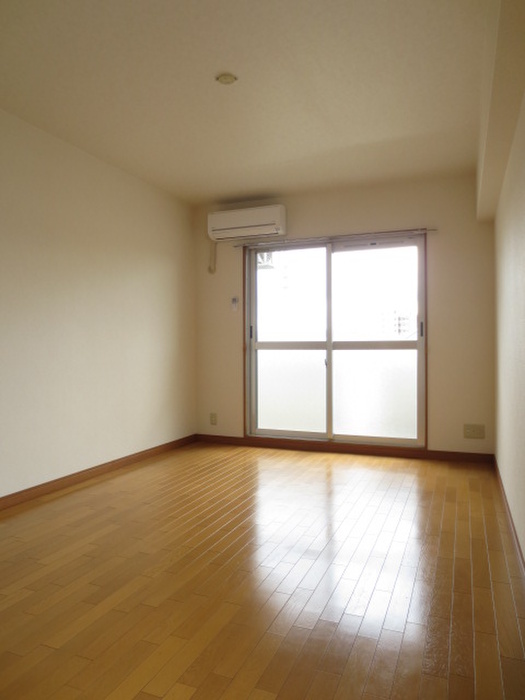 居室・リビング　※別のお部屋の写真になります。