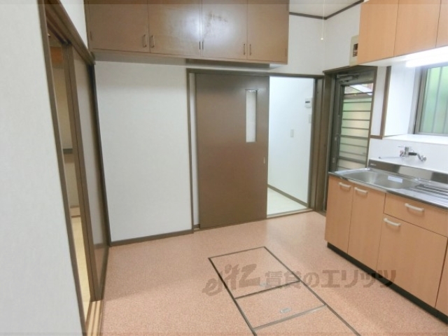 居室・リビング　リビング