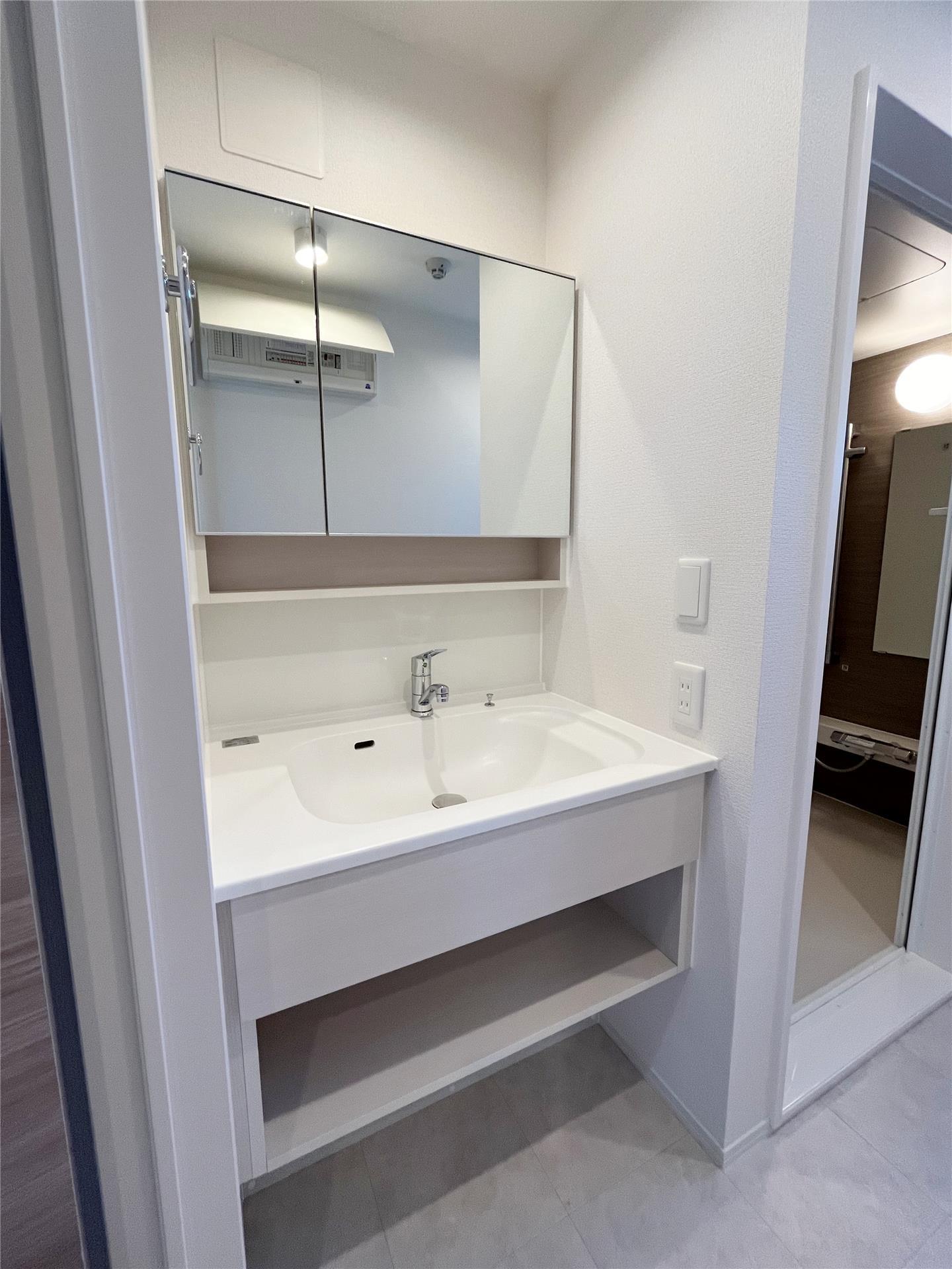 洗面設備　303号室