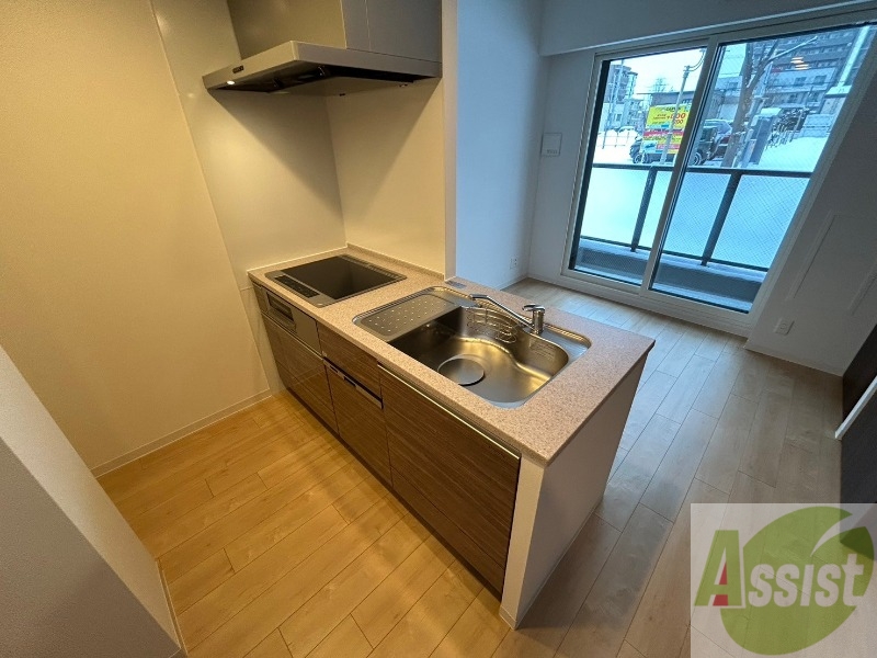 キッチン　システムキッチンなので、すぐお料理に使えます！