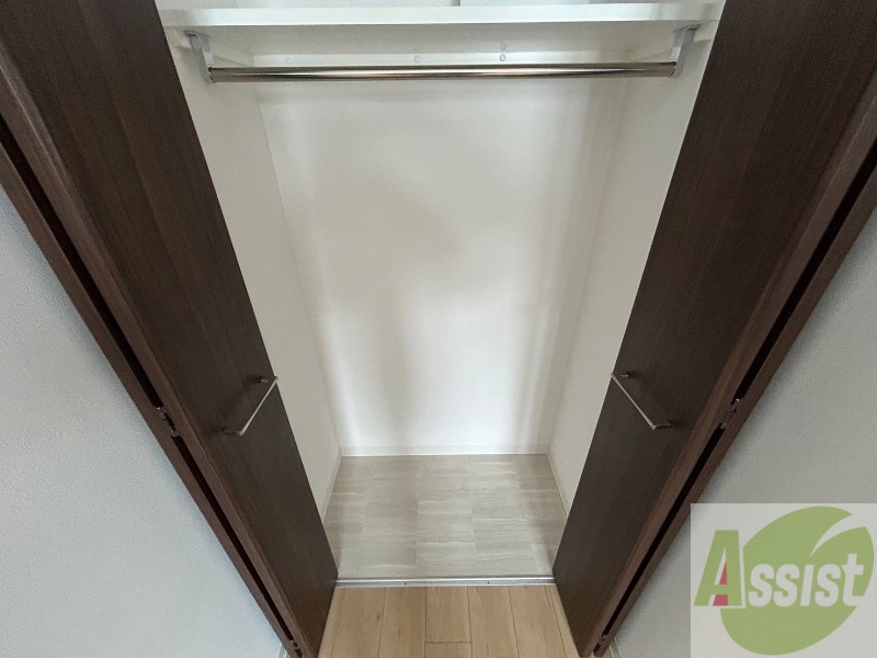 収納　クローゼットがありました。お洋服や荷物はここへ