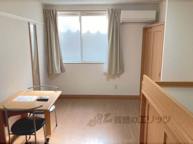 居室・リビング　洋室