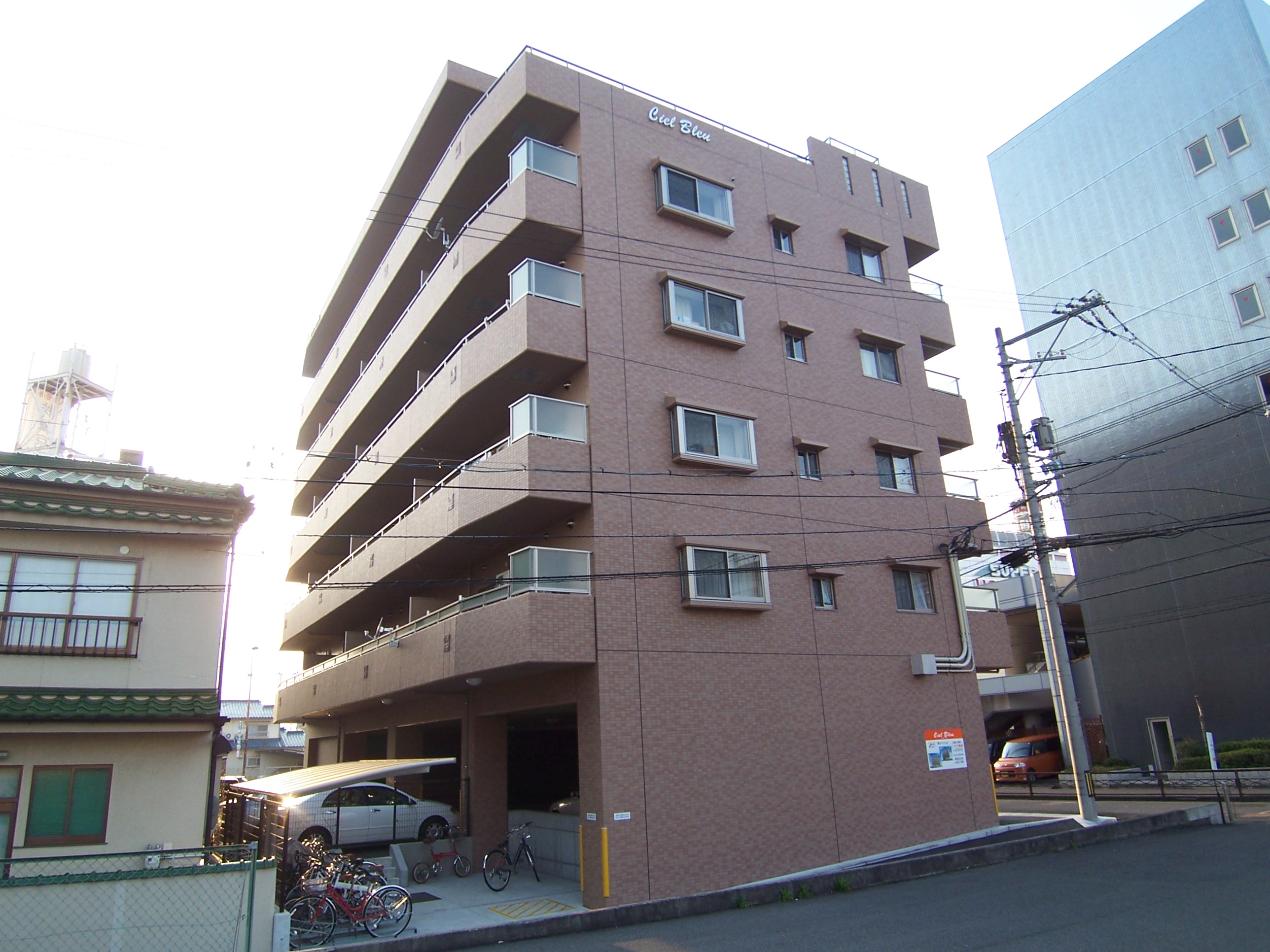 シエルブルーの外観写真
