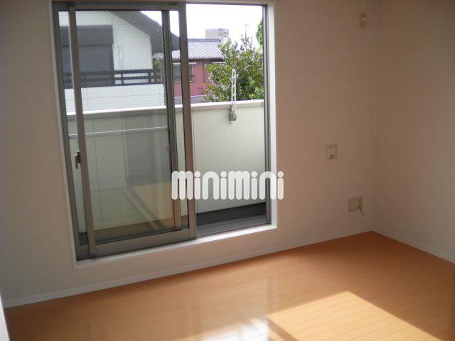 居室・リビング　日当たりポカポカ