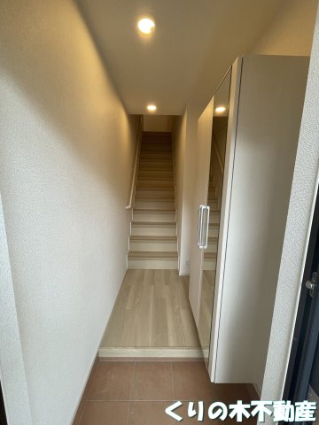 玄関　収納もある玄関です