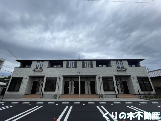 建物外観　落ち着いた雰囲気の外観です