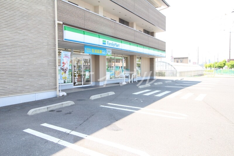 コンビニ　ファミリーマート倉敷沖店（コンビニ）まで294m