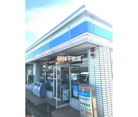 コンビニ　ローソン神埼鶴店（コンビニ）まで1300m