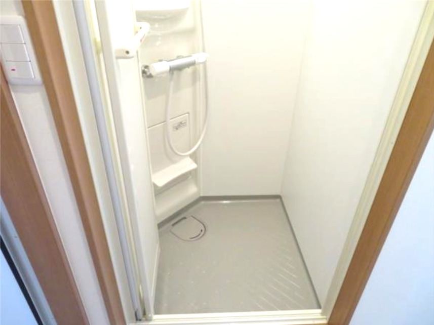 バス・シャワールーム　敷金礼金ゼロ☆初期安☆家具付き☆