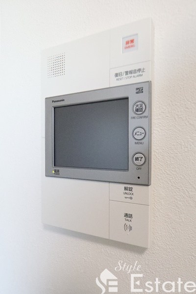 セキュリティ　モニター付きインターホン