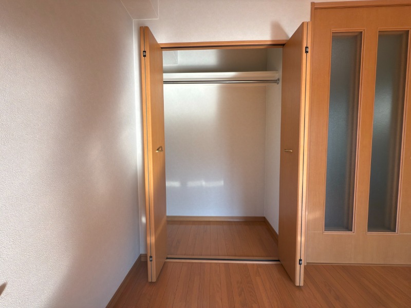 収納　※別部屋写真、現状優先