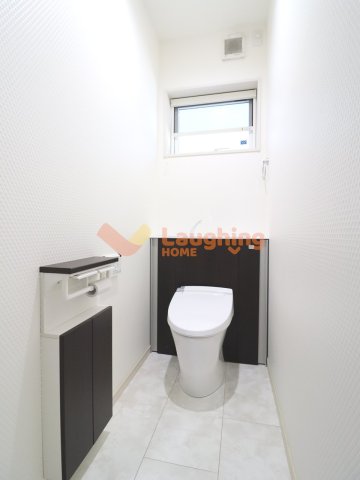 トイレ　トイレもきれいです