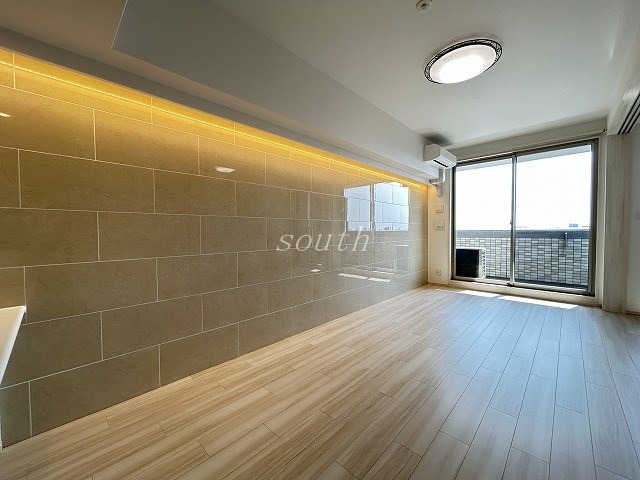 居室・リビング　洗練された清潔感漂う清楚な仕上がり