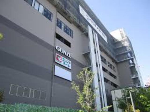 ショッピングセンター　ビエラ岸辺健都（ショッピングセンター）まで951m