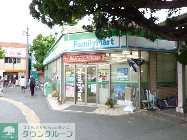 コンビニ　ァミリーマート（コンビニ）まで480m