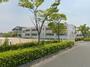 小学校　宇部市立黒石小学校（小学校）まで427m