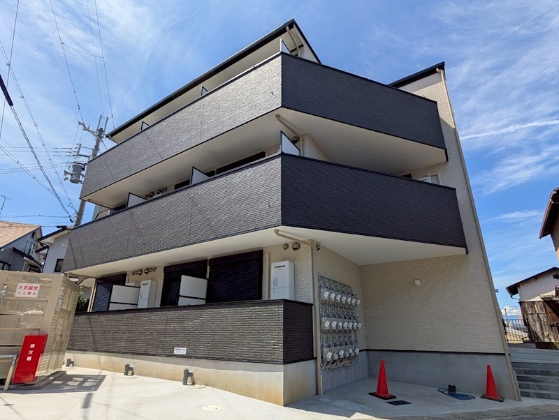 ALEGRIA大津の建物外観