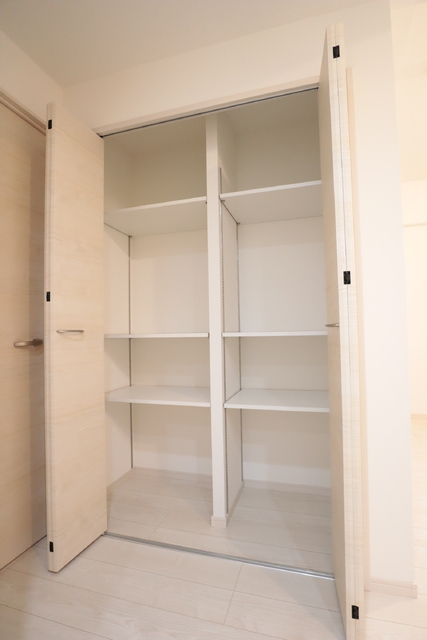 収納　★リビング入口収納★※同種同型の仕様となります。