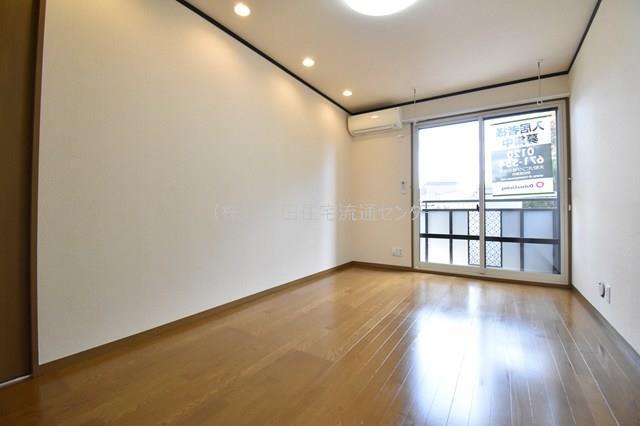 居室・リビング　LDK13.5帖