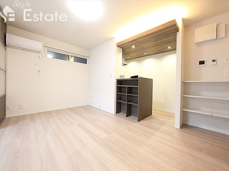 居室・リビング　内装